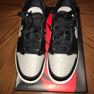 Gently used men’s Air Jordan 1 retro low sneaker.